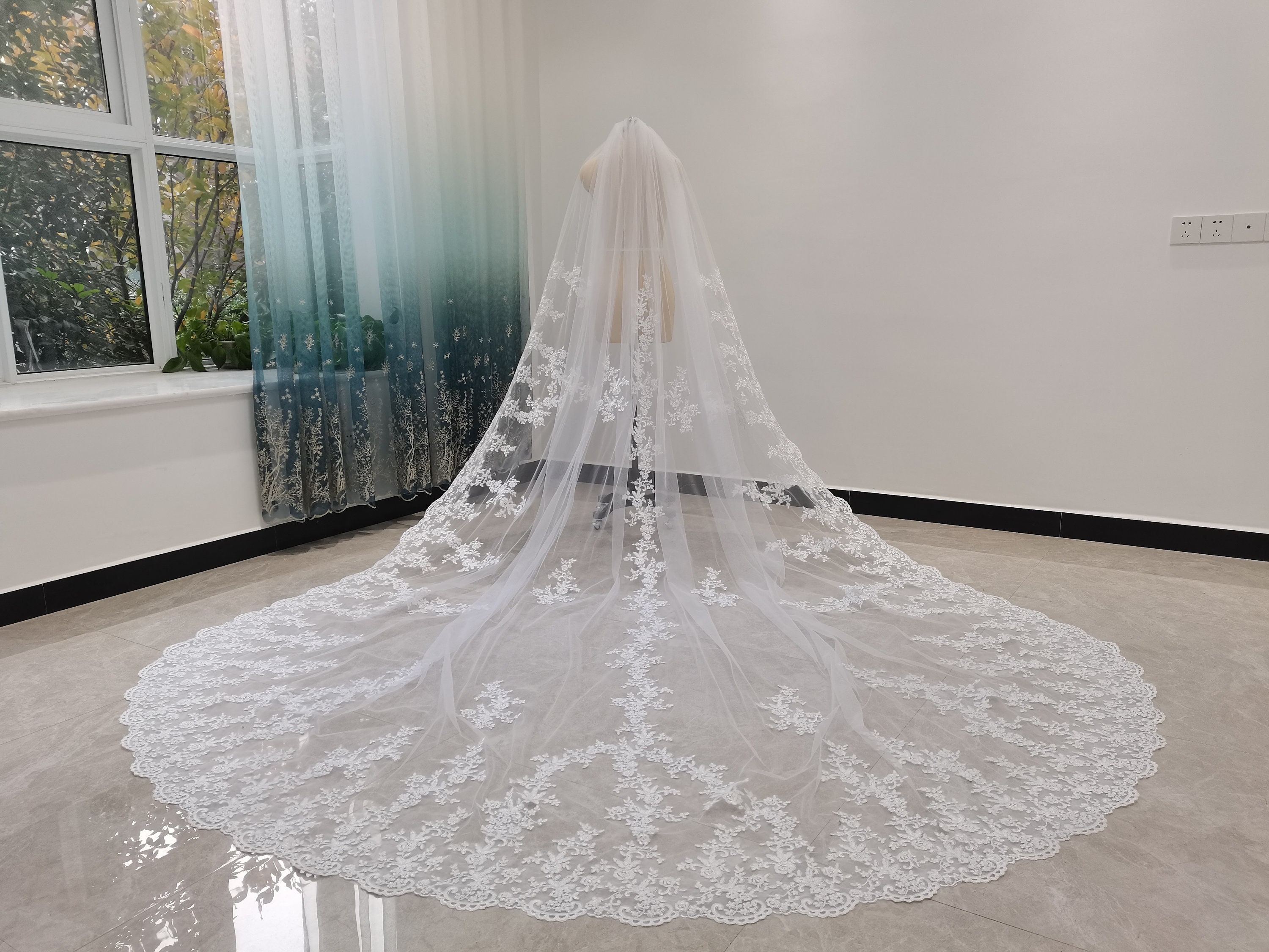 Meihuida Layers Wedding Bridal Veil Lace White/Ivory Cathedral Length Birdcag Edge Bride