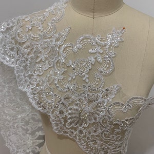 Mesh bestickt Pailletten-Spitze-Applikation, Bling Pailletten bestickt Kleid weiß Elfenbeinspitze-besetzter Schleier
