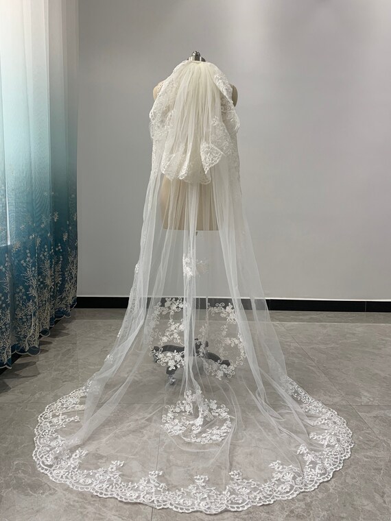 White or Ivory Cathedral Bridal Veil Two-layer Bridal Veil  display picture 2