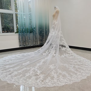 Romantic Wedding Lace Cathedral Veil White Or Ivory Cathedral Length One Layer Tulle Lace Edge Decoration Bridal Veil With Comb image 3