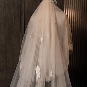 New lace veil wedding matilla vail/cathedral bridal veil white ivory 2 tier veils &comb