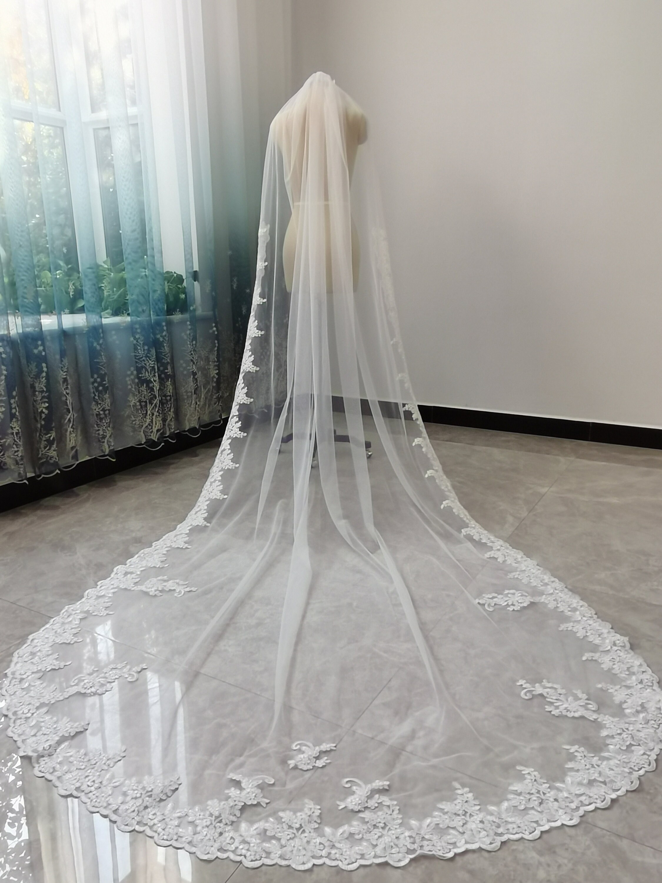 Cathedral Length 1T Wedding Veils With Comb Lace Appliques Bridal White Ivory Cathedral Length 1T Wedding Veils With Comb Lace Appliques Bridal White Ivory