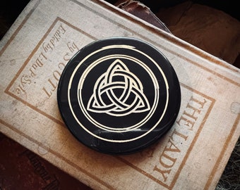 Black stone Gold Triquetra Altar Plate | Pentacle | Tile | Altar Decor | Pagan Decor | Wiccan | Witchy | Altar Tools | Offering | Celtic