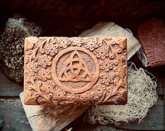 TRIQUETRA Wood Box | Apothecary | Herb Storage | Spellbox | Trinket Keeper | Cupboard | Altar Decor | Triquetra Wooden Box