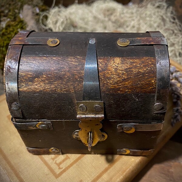 Rustic Treasure Chest | Wood Box | Apothecary | Witchcraft Chest | Trinket Keeper | Cupboard | Altar Decor | Goddess | Mini Pirate Chest