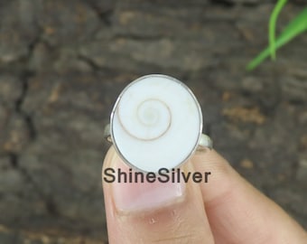 Shiva Eye Ring: 925 Sterling Silver Ocean Shell Gemstone