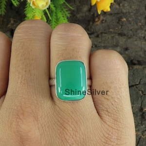 Natural Chrysoprase Ring, Green Gemstone Ring, 925 Silver Ring, Ring for Women, Promise Ring, Friend Gifts, Statement Ring,Gift For Her Ring