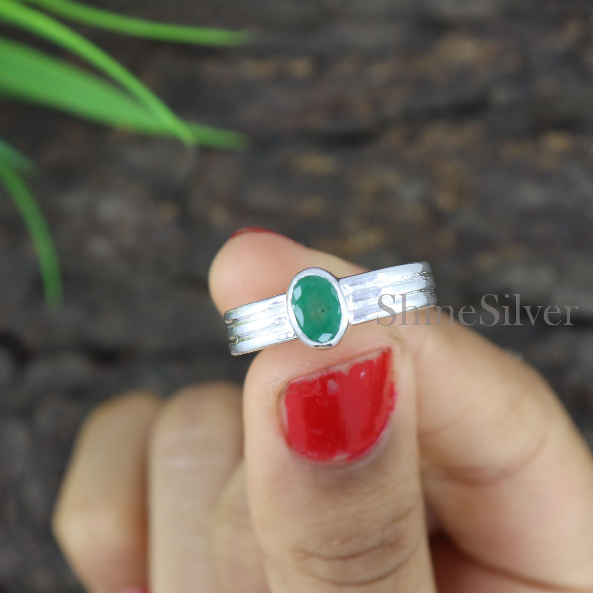 925 Sterling Silver Emerald Ring - Gleam Jewels