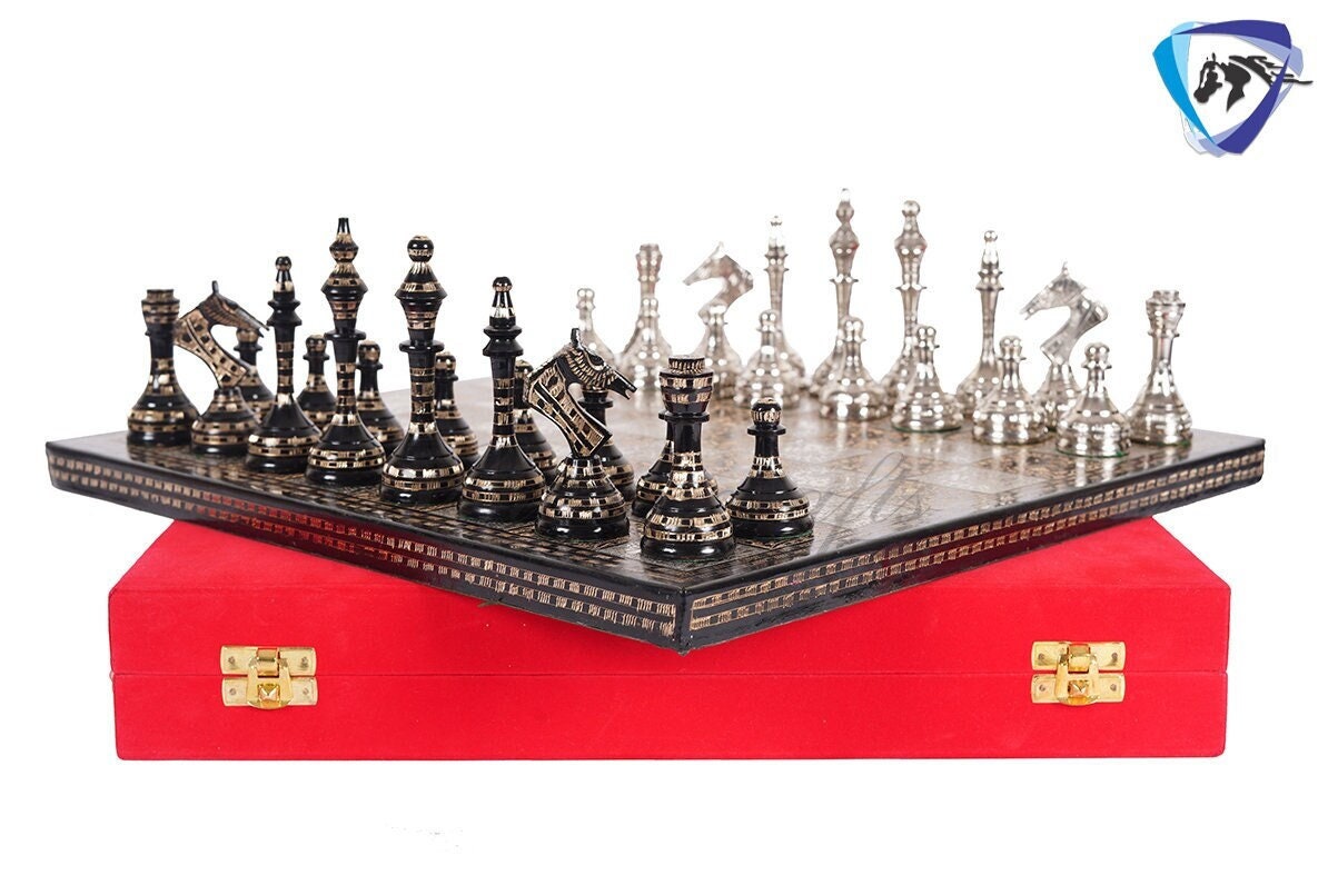 The Exquisite Carved Brass Chess Set  Solid Metal Combo Chess Pieces &  Metal Brass Board Luxury Chess Set 