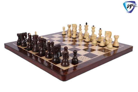 French Lardy Carry-All Chess Set Golden Rosewood & Boxwood Pieces - Black