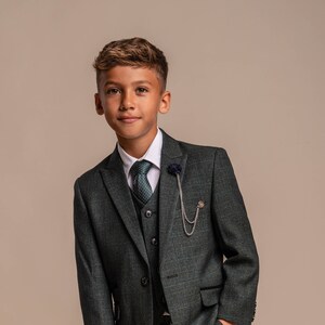 Boys' 8-Piece Formal Suit Set - Slim Fit, Textured Green, For Pageboy/Wedding (Size 5 Years)