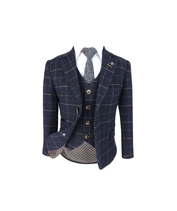 cavani navy suit