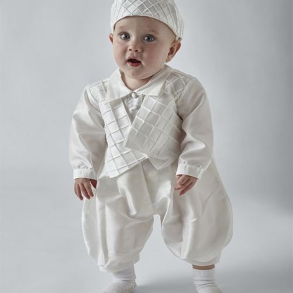 Baby Boys Christening Quilted Romper with Hat - Elegant Baptism Outfit Set for Infants 0-24 Months