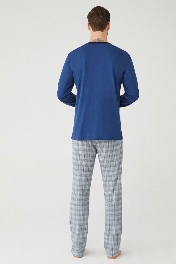 Comfortable mens pyjamas sale