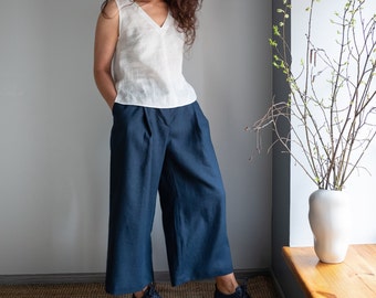 Linen culottes, linen gaucho pants, woman's wide-leg linen trousers.