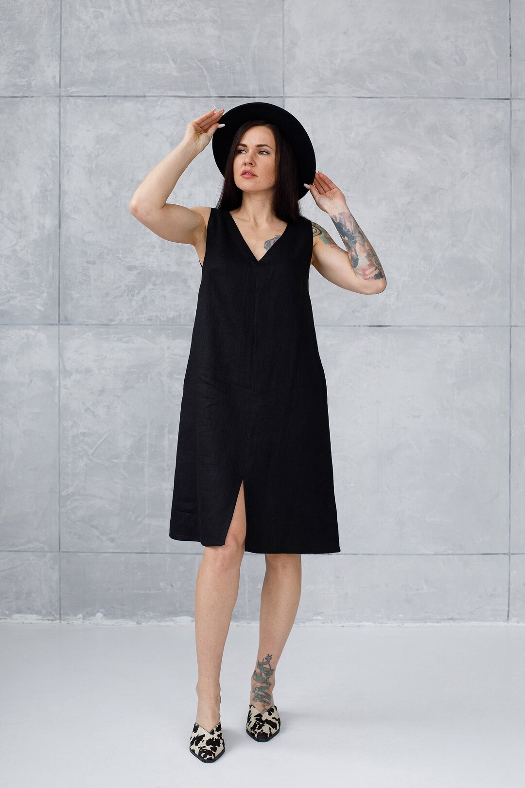 Relaxed fit linen dress, Knee length linen dress, Black Minimal linen dress, Elegant linen dress, Minimal sleeveless midi dress