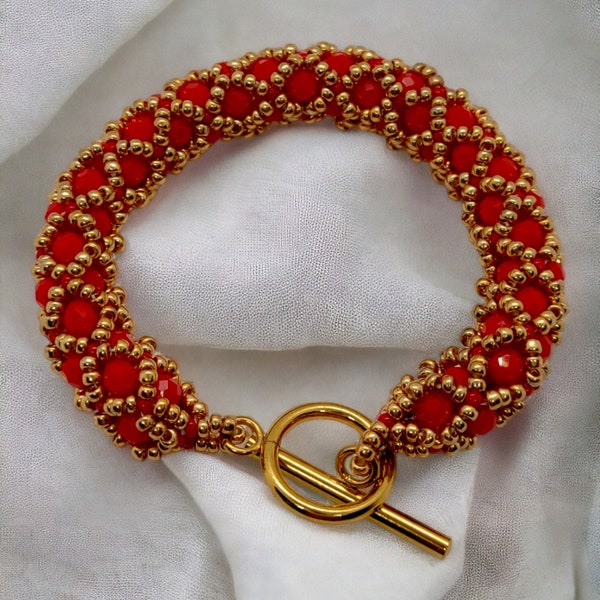 Bracelet en perles en crystal rouge et miyuki doré avec fermoir en acier inoxydable idéal comme cadeau pour femme