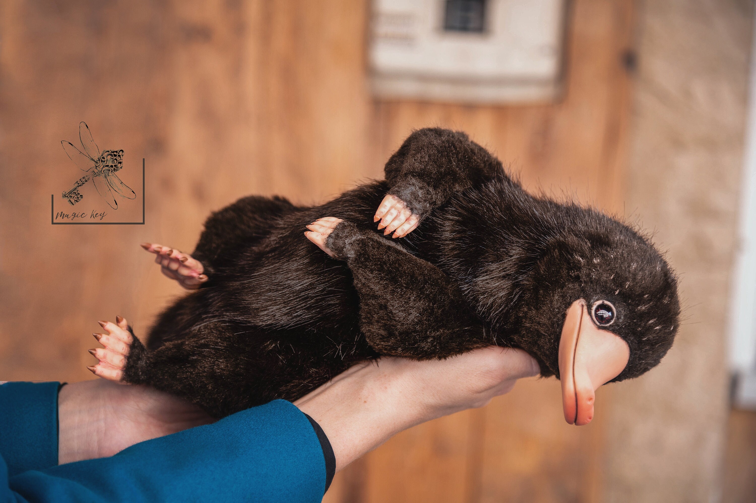 Wizarding World Fantastic Beasts Niffler? Marionnette électronique  interactive HHHC 