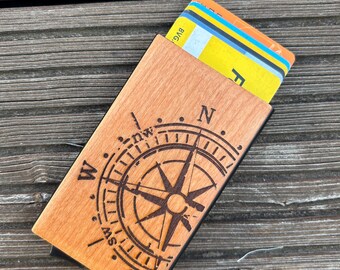 Wooden map case with compass engraving – map holder for adventurers and globetrotters. Map holder wooden compass gift for men