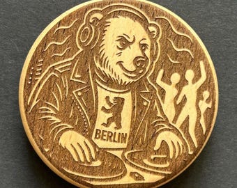 Berlin DJ Bear Magnet & Bottle Opener made of beechwood – Engraved Club Culture Techno Party Souvenir Art Gift Berlin