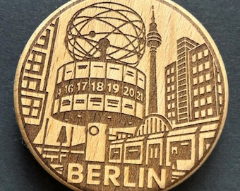 Berlin World Clock Magnet & Bottle Opener made of beechwood – Alexanderplatz Engraved TV Tower Architecture Souvenir Gift