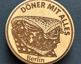 Döner with everything magnet & bottle opener made of beechwood – street food engraving, Berlin fast food cult souvenir gift idea