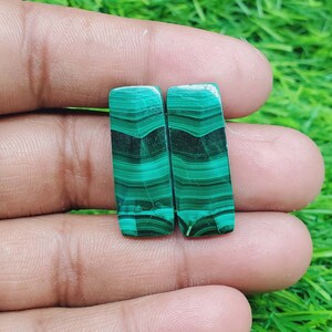 Malachiet Edelsteen - Fancy Shape Cabochon Matching Pair, Steen voor oorbellen sieraden maken (gratis boren beschikbaar) Afmeting 28X11X4 mm