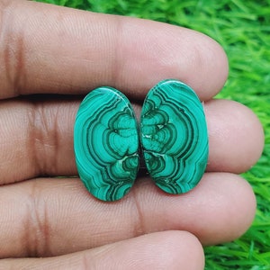 Malachiet edelsteen - ovale vorm cabochon bijpassend paar, steen voor oorbellen sieraden maken (gratis boren beschikbaar) maat 24X14X4 mm