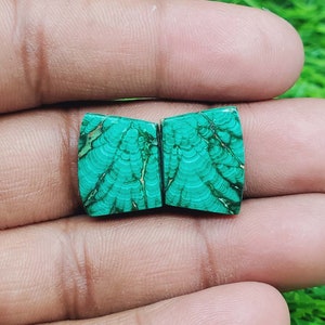 Malachiet Edelsteen - Fancy Shape Cabochon Matching Pair, Steen voor oorbellen sieraden maken (gratis boren beschikbaar) Afmeting 17X13X4 mm