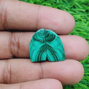 Malachiet Edelsteen - Fancy Shape Cabochon Matching Pair, Steen voor oorbellen sieraden maken (gratis boren beschikbaar) Afmeting 20X10X4 mm