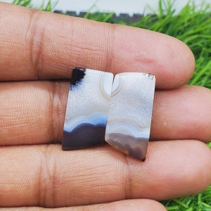 Schwarzer Achat mit einem Band - Fancy Form Cabochon Passendes Paar, Stein für Ohrring Schmuckherstellung (Kostenlose Bohrungen verfügbar) Größe 23X12X4 mm