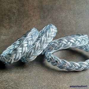 Dubbel gevlochten glanzende zilveren boeddhistische armband