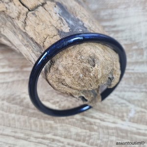1 of 3 Mantra Zwartblauwe Grote Boeddhistische Bangle Grote Mantra Collectie Premium Kwaliteit door Asiantoutim