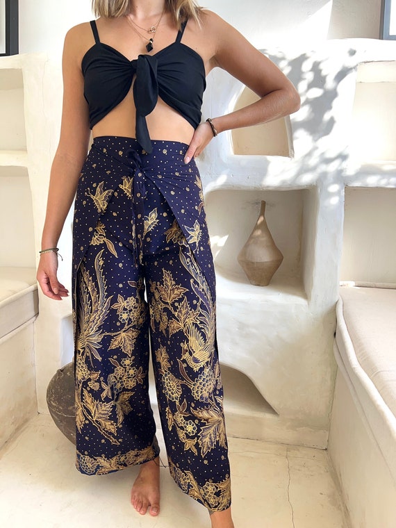 Buy online Ethnic Pink Wrap Around Pants from bottom wear for Women by  9rasa for ₹1299 at 0% off | 2024 Limeroad.com