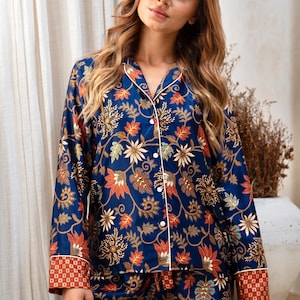 Azure Blue Silk Blend Pyjama Set, Satin Pajamas, Unique Gift for her, Sleepwear, Loungewear, Nightwear, Bridesmaid Pajamas, Bridal Wedding