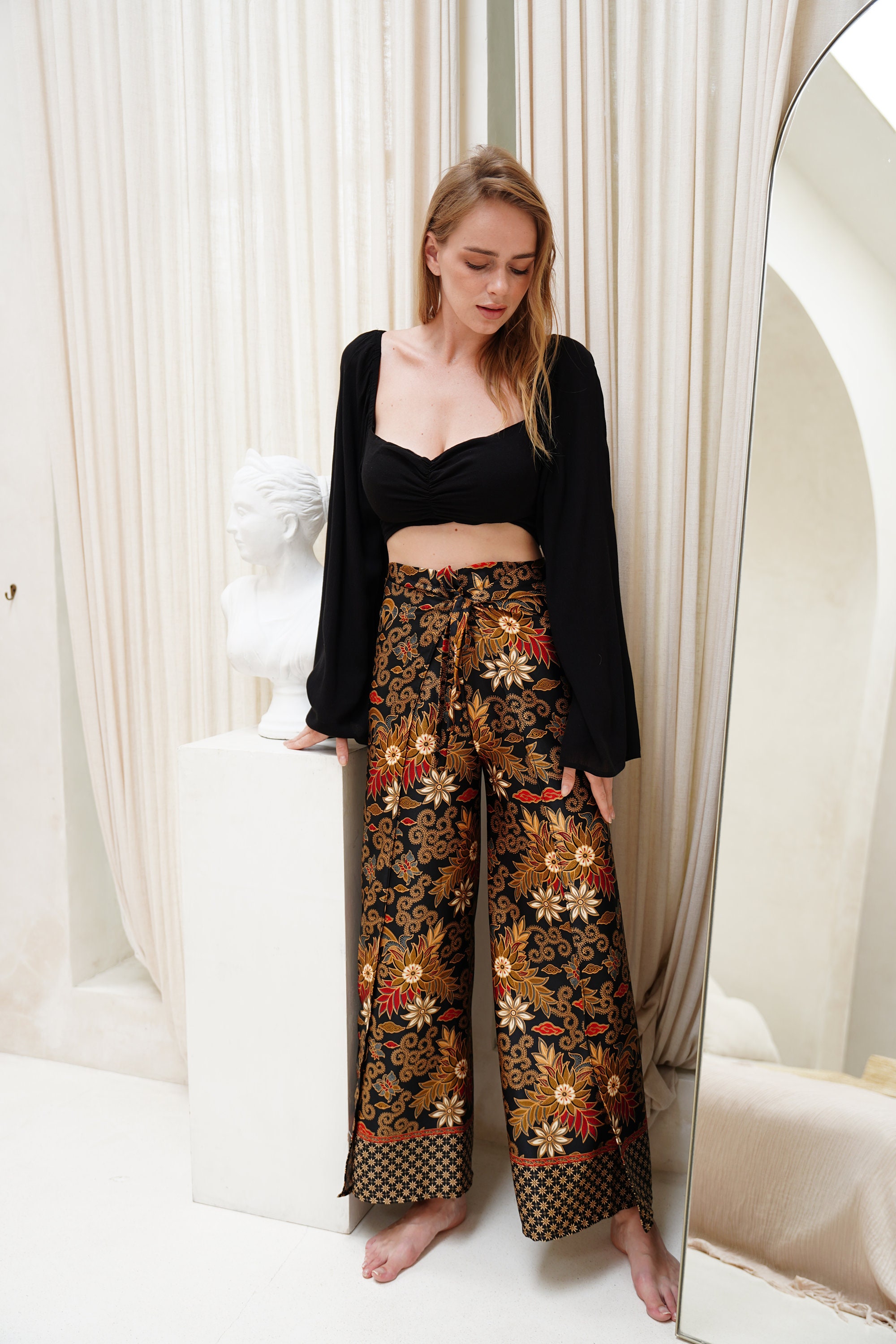 パンツ SOSNOVSKA FLORAL WRAP FRONTO PANTS Black Satin Wrap Around Trousers, Wrap Pants, Palazzo Pants