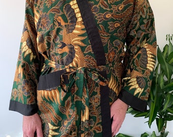 Green Cotton Batik Kimono Robe Jacket, Dressing Gown, Mens kimono robe, Wear the World, Oriental Dragon Chinese Japanese