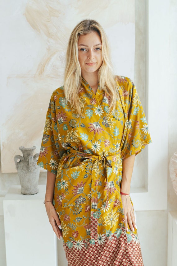 Gold Silk Blend Kimono Robe, Dressing Gown, Silk Pyjamas, Bridesmaid Robe,  Party Robe, Satin Pyjamas, Boho Dressing Gown, Vintage Kimono - Etsy