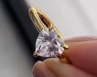 Anello di fidanzamento con moissanite solitario a taglio cuore, anello di fidanzamento delicato in oro giallo 14k, anello con moissanite a forma di cuore, anello di promessa nuziale
