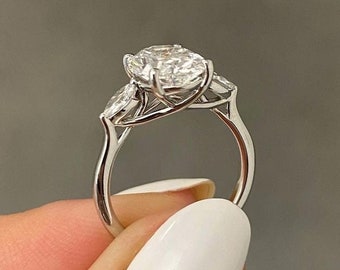 Trellis Setting Three Stone Engagement Ring in White Gold, 3 Carat Oval Cut Moissanite Trilogy Engagement Ring, 3 Stone Diamond Wedding Ring