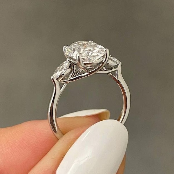 Trellis Setting Three Stone Engagement Ring in White Gold, 3 Carat Oval Cut Moissanite Trilogy Engagement Ring, 3 Stone Diamond Wedding Ring