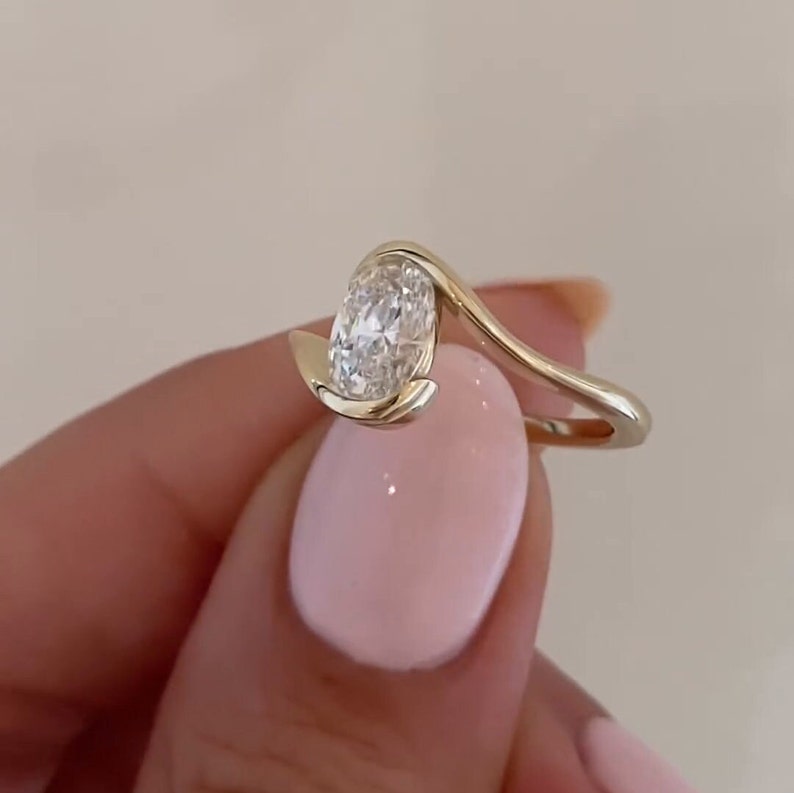 2 Carat Moissanite Adjustable Animal Bypass Ring