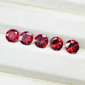 Natural Mozambique Red Garnet Gemstone 6x6mm.