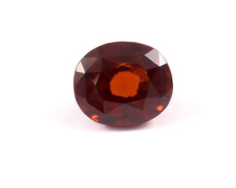 Natürlicher Zimt-Hessonit-Granat | Facettiert Oval, 6.10 Karat Edelstein