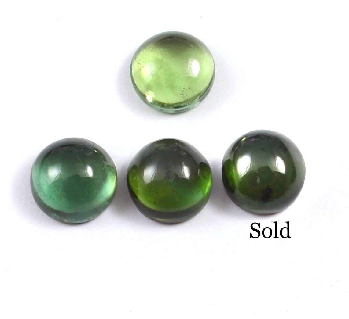 Tourmaline Verte Naturelle 128,65 Carats - Cabochon Ovale En Quartz, Pierre Précieuse Rare