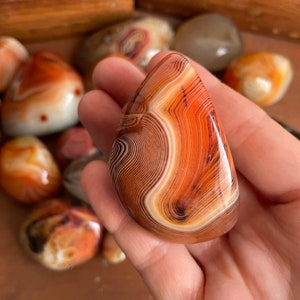 Sardonyx Pocket Stone - Choose Your Size - Polished Sardonyx Palm Stone - Tumbled Sardonyx Agate - Silk Agate Crystals - Healing Gemstones