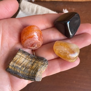 Strength & Protection Crystal Set - Tiger&#39;s Eye, Carnelian, Citrine, Black Onyx - Healing Crystals for Strength - Protection Stones Gift Set