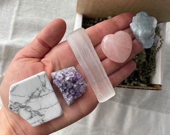 Healing Crystal Set with Selenite, Rose Quartz Heart, Amethyst, Blue Calcite, Howlite | Crystal Starter Kit | Gemstone Gift Box