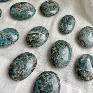 Blue Kyanite Palm Stone – Handcarved Gemstone for Meditation & Chakra Healing | Unique Natural Crystal from Pakistan