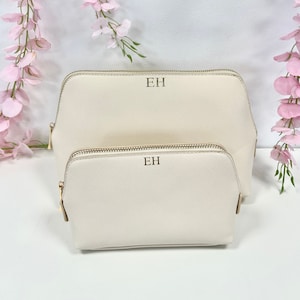 Brautkosmetiktasche mit kleinem Monogramm | benutzerdefinierte Schminktasche | personalisiertes Geschenk für sie | personalisiertes Geschenk für Brautjungfer | veranstalter